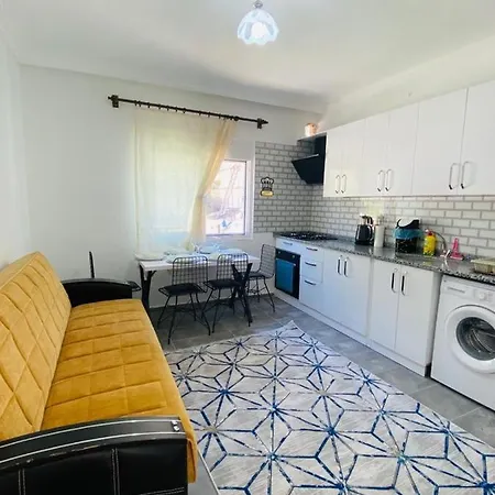 Yalim Apartament *