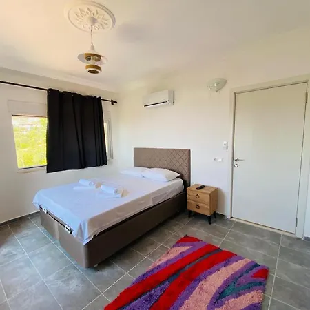 Yalim Apartament *